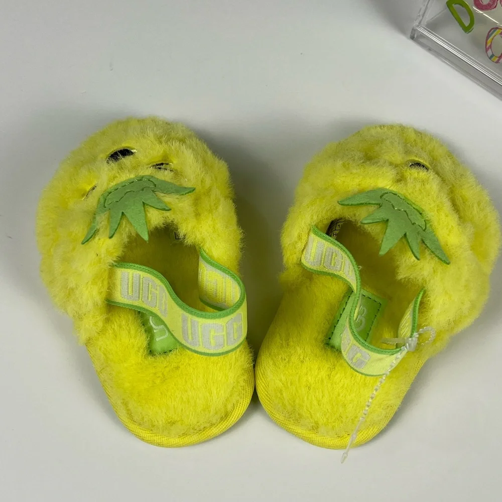 NEW Ugg Fluff Yeah Pineapple Stiffie Toddler Sandals SZ-6